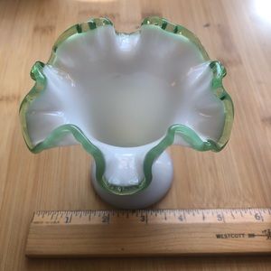 Cute little Fenton milk glass ruffled vase. With green trim.